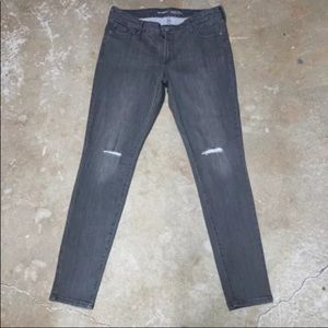 Old Navy Rockstar Distressed Low Rise Skinny  Gray Jeans  Size 14 L30 EUC